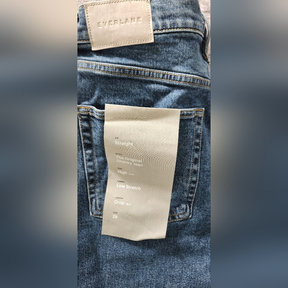 NWT Everlane $128 The Original Cheeky Straight Leg Jeans Size 28 Medium Wash - Picture 6 of 6